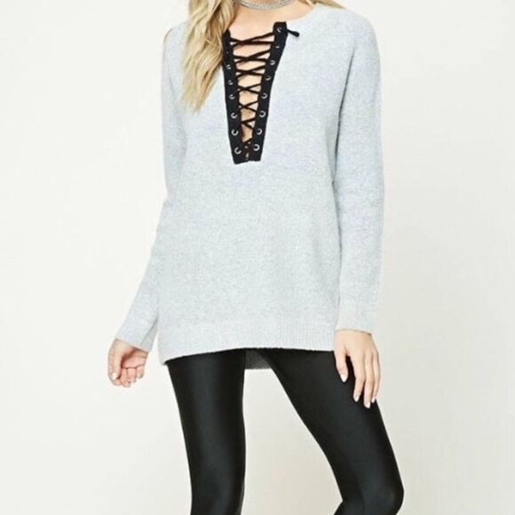 Forever 21 Sweaters - FOREVER 21 | Fuzzy Lace Up Sweater Light Gray & Black Women’s Size Large
